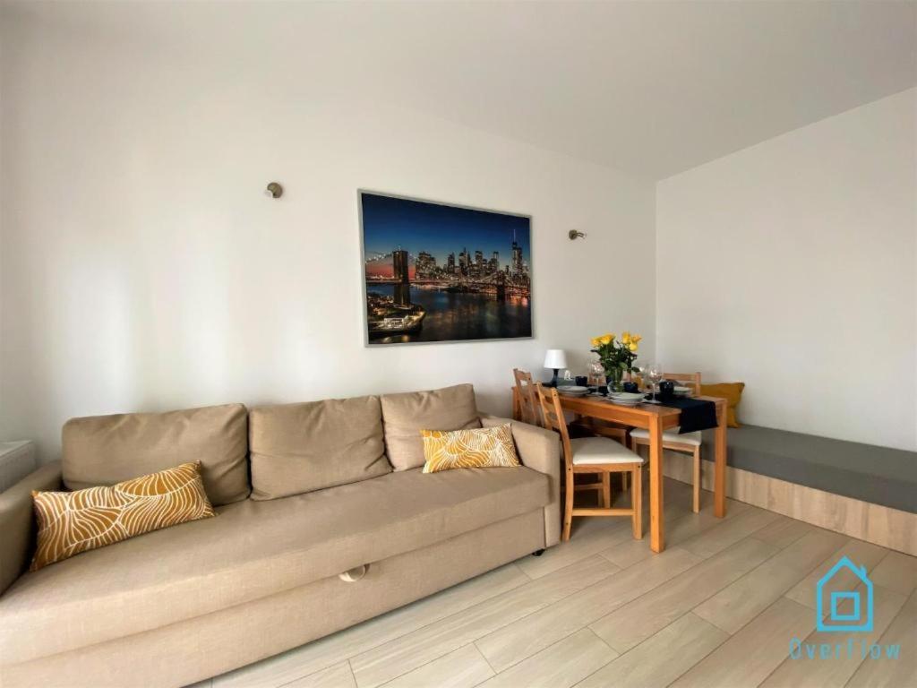 Milky Apartment With Balcony - 3 Km To Baltic Sea Gdańsk Zewnętrze zdjęcie