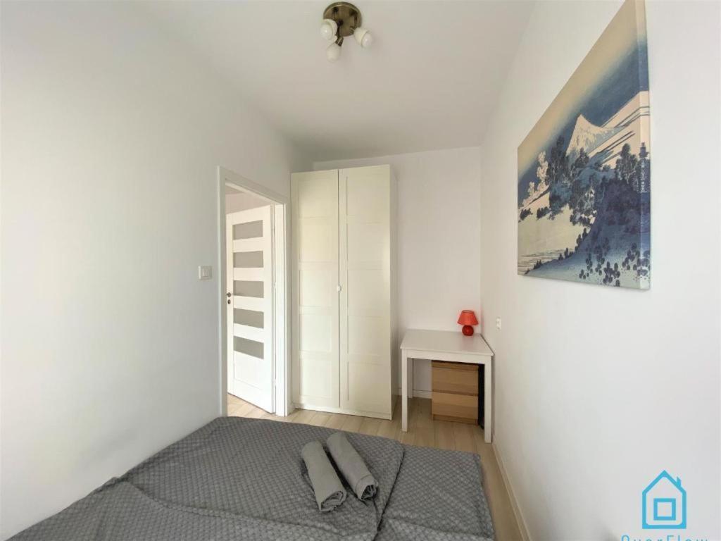Milky Apartment With Balcony - 3 Km To Baltic Sea Gdańsk Zewnętrze zdjęcie